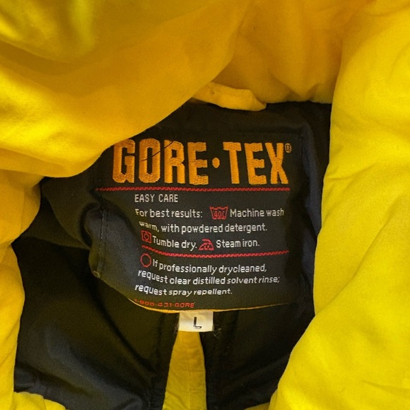 Vintage Gore-Tex Puffer Jacket Large - Picture 3 of 5